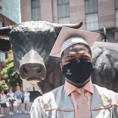 Ouça King Shaun, assista a videoclipes, leia a biografia, veja as datas das turnês e mais!