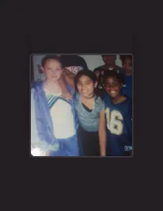 Poslechněte si interpreta tory june, sledujte hudební videa, přečtěte si životopis, podívejte se na data turné a další informace.