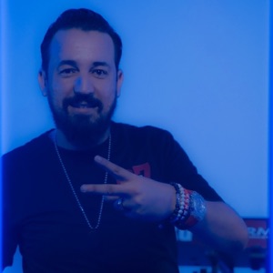 Hna Makharjatch 3liya (feat. Kader Zakzouk)