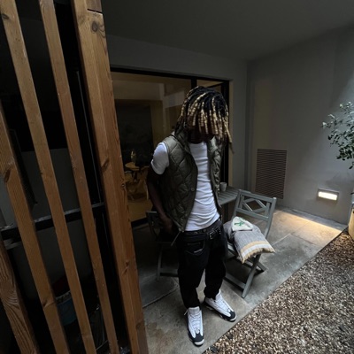 She wanna be sum - Single