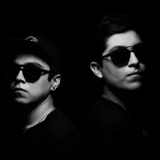 收听 BLCK BIRDS、观看音乐视频、阅读小传、查看巡演日期等 ！