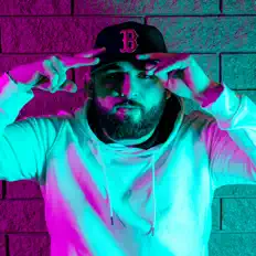 Dengarkan Julian, tonton video musik, baca bio, lihat tanggal tur & lainnya!