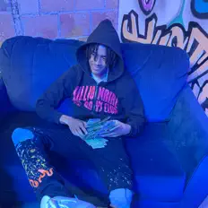 Hör dir Mixhel Bluee an, schau dir Musikvideos an, lies die Biografie, finde Tourdaten und mehr!