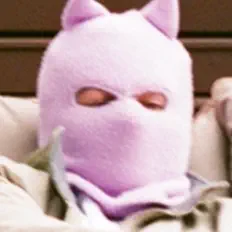 Ouve 33col3, vê vídeos de música, lê a biografia, vê as datas da digressão e muito mais!