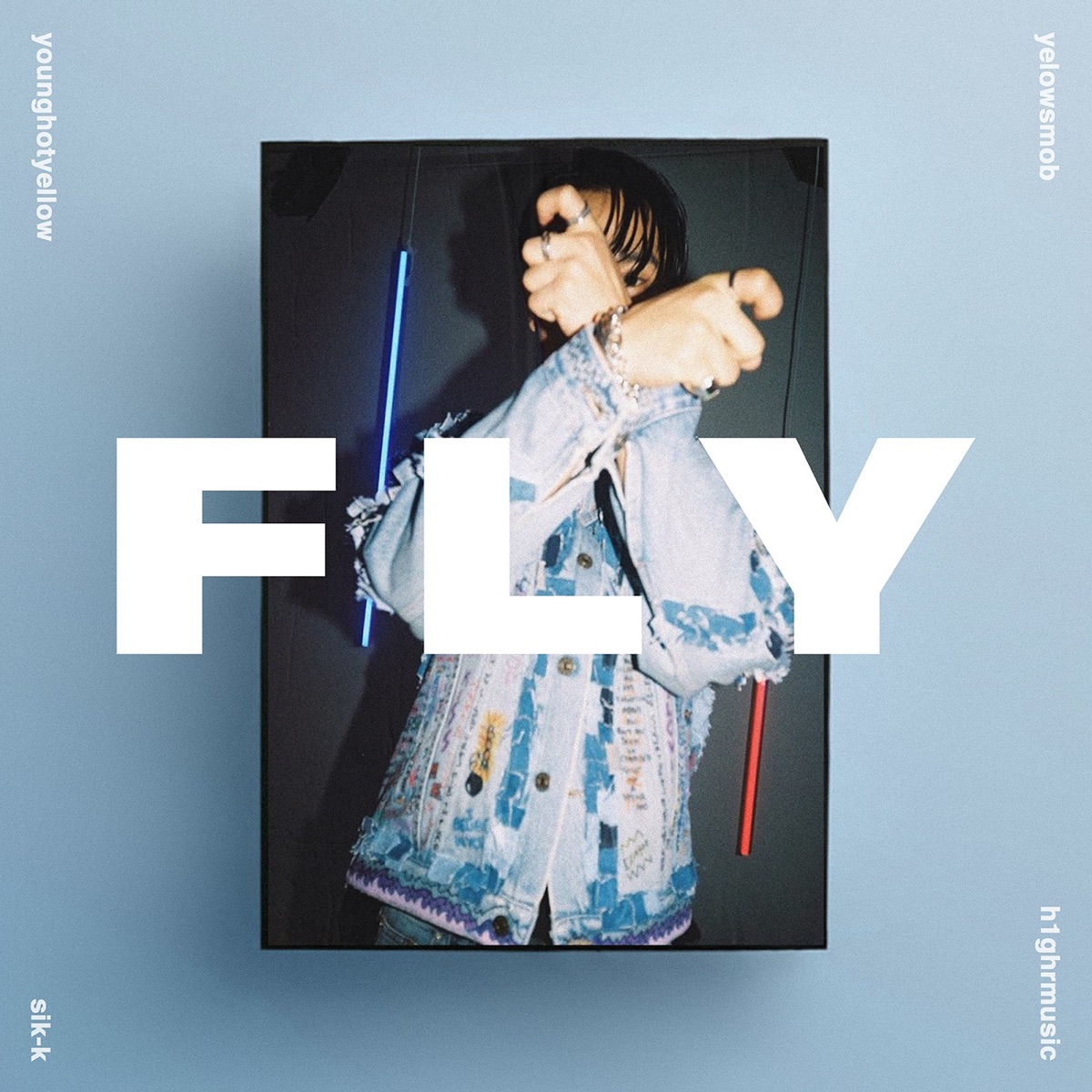 Sik-K – FLY (with GroovyRoom) – Single