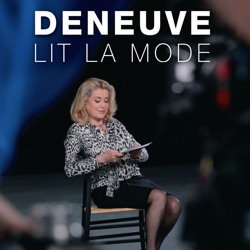 Catherine Deneuve lit la mode