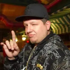 Listen to Peezy, watch music videos, read bio, see tour dates & more!