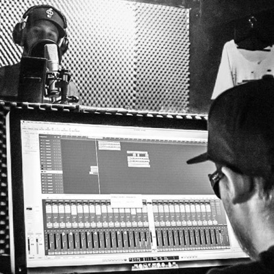 Äänii Päässä (feat. Kekkonen) - Single