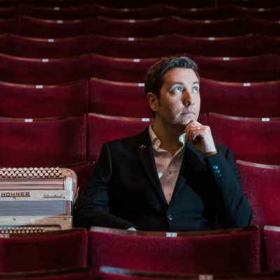 Listen to Jim Causley, watch music videos, read bio, see tour dates & more!