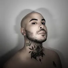 Poslechněte si interpreta Angelino Loren, sledujte hudební videa, přečtěte si životopis, podívejte se na data turné a další informace.