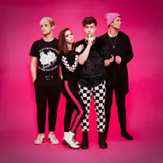 聆聽 Echoic、觀看音樂影片、閱讀小傳、查看巡演日期等！