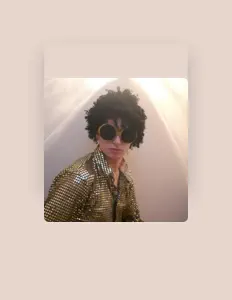 Ascolta Pape Chulo, guarda video musicali, leggi la biografia, vedi le date del tour & altro!