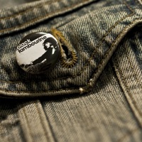 Throw Aggi Off The Bridge