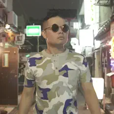 Ascolta WITTY, guarda video musicali, leggi la biografia, vedi le date del tour & altro!