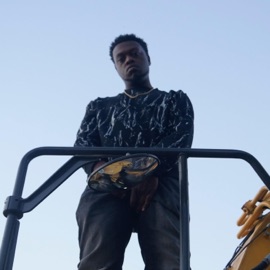 Hol Up (feat. Nick Varcity) O-Mack