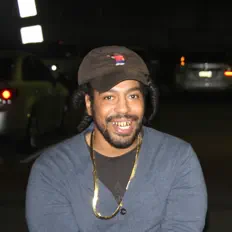 Listen to KennyHill, watch music videos, read bio, see tour dates & more!