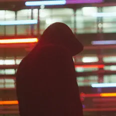 Ouve Yuutsu, vê vídeos de música, lê a biografia, vê as datas da digressão e muito mais!