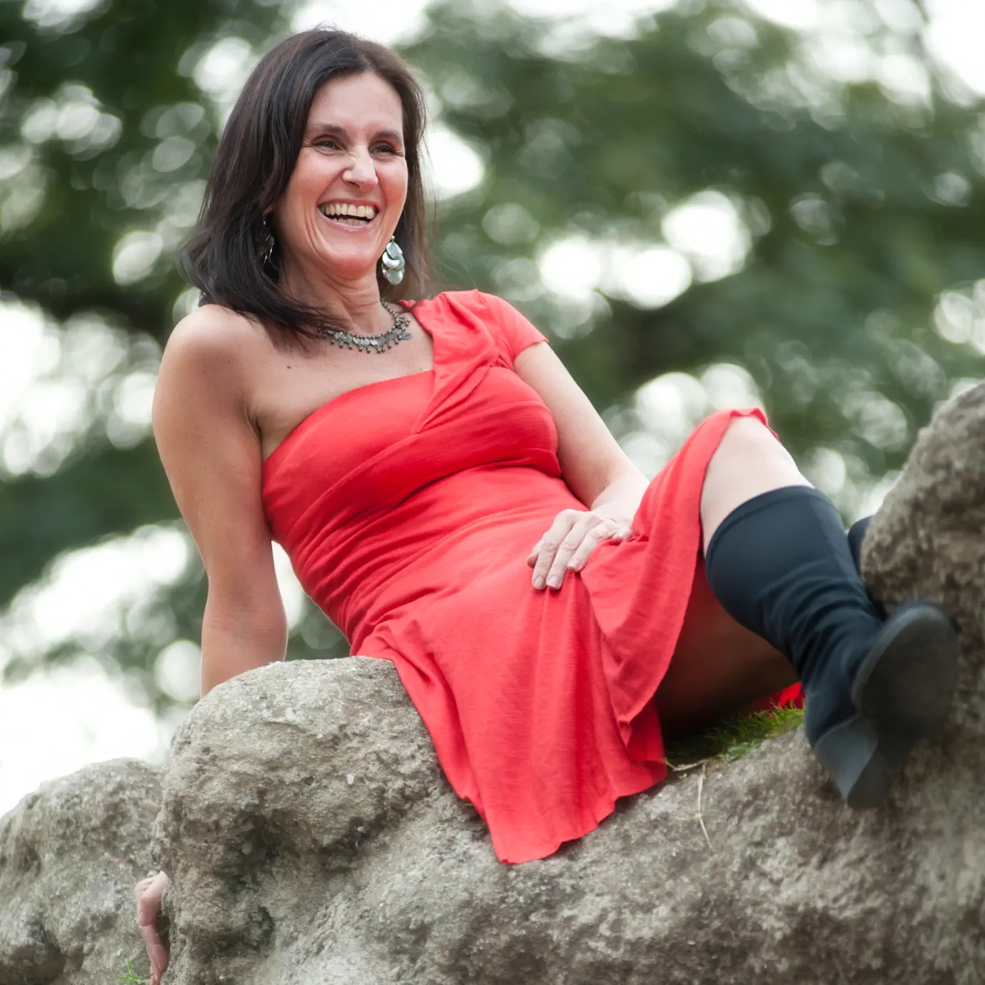 Adriana Ríos - Songs, Concert tickets & Videos