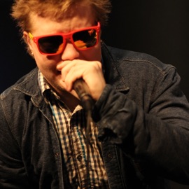 Lähikaupan Tyttö Joma