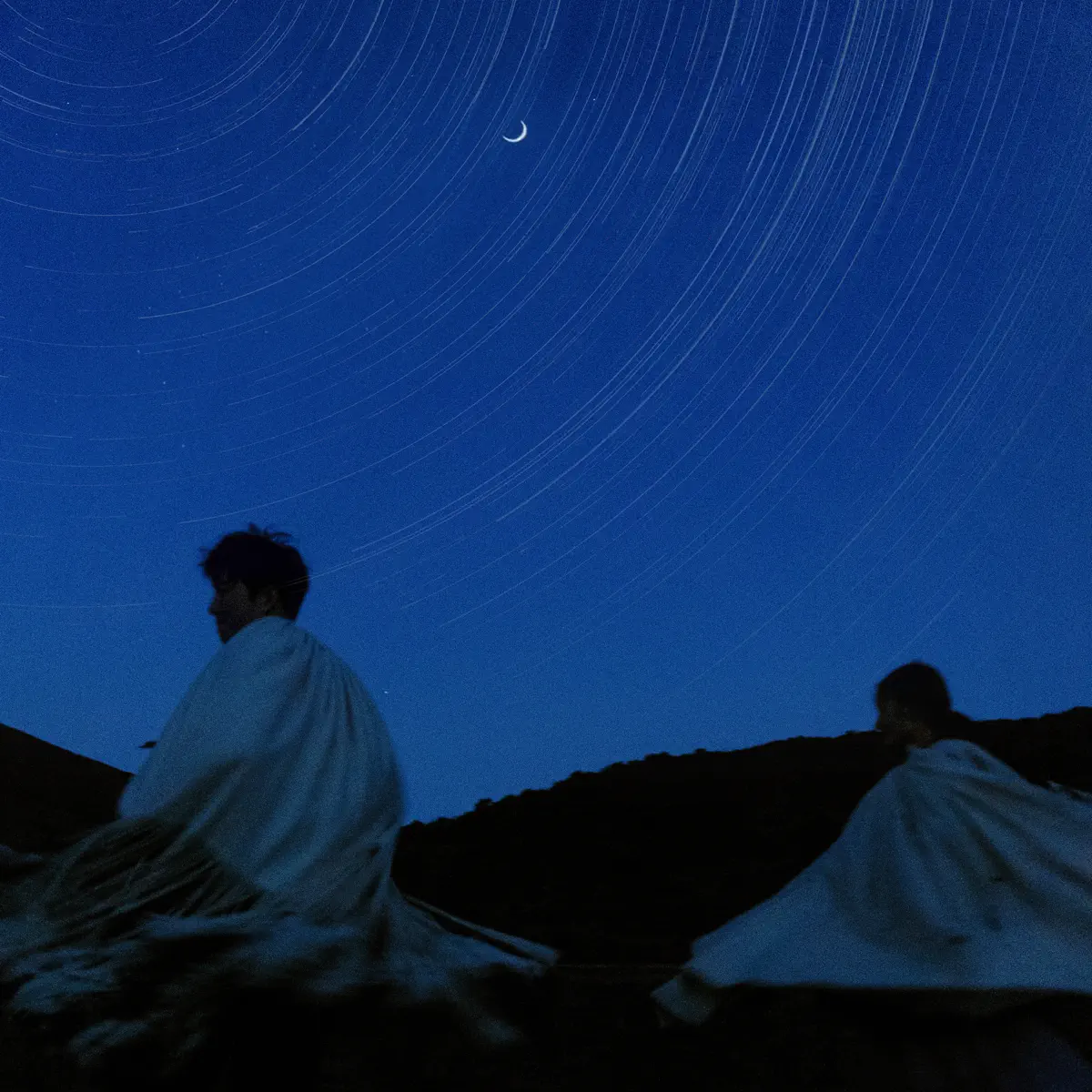 JIHU – 月亮追啊追 – Single (2024) [iTunes Plus AAC M4A]-新房子