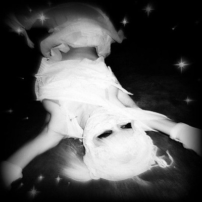 empty promises (feat. iveyy's lullaby) - Single