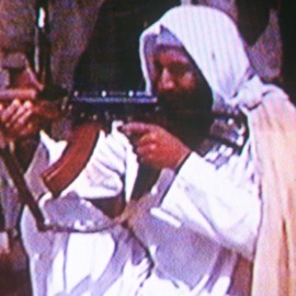 PUT EM GUNS DOWN (feat. Yurr Mike) Cloudnne