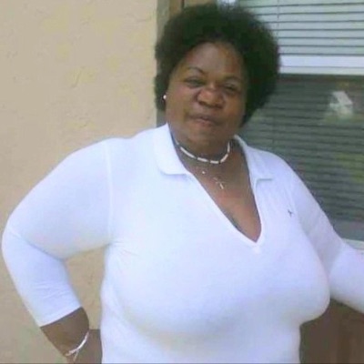 Young Aunt Geraldine - Single