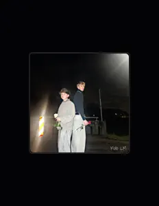 MOLO LM सुनें, म्यूज़िक वीडियो देखें, बायो पढ़ें, दौरे की तारीखें और बहुत कुछ देखें!