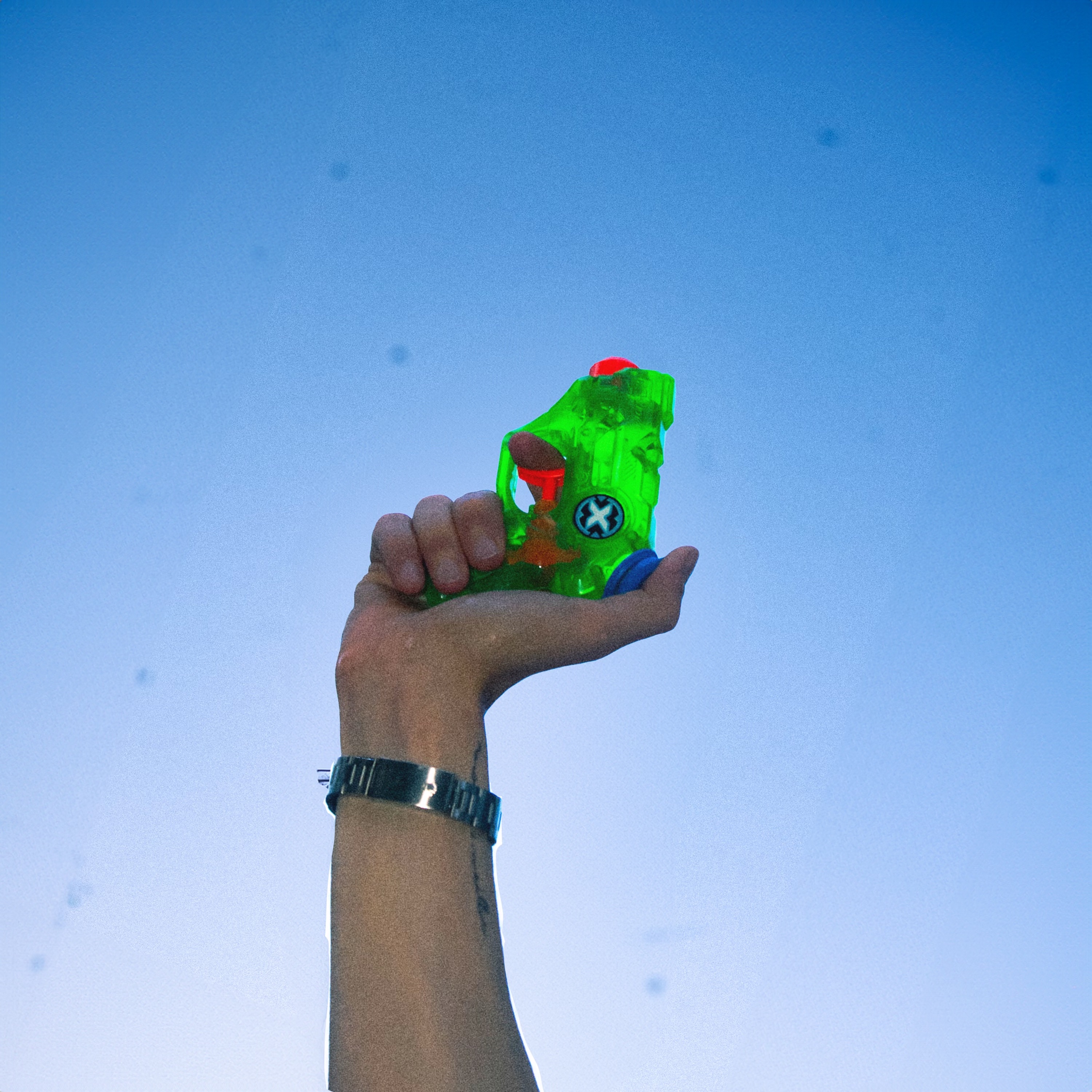 Club Weapon - Single