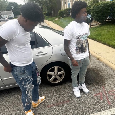 THE ONES (feat. StayDownJuan) - Single