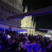 models in milan - Single - kleftik