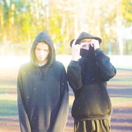 Своими глазами moetwee & differentwrld