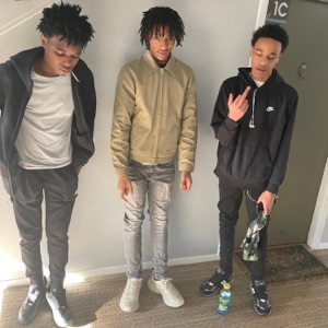 J'z Run Tha City (feat. Monexgang2x & LILHERBO2X)