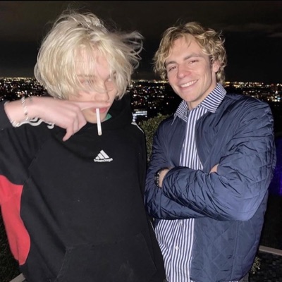 HANDSOME BOYS DO NOTHING WRONG (feat. WELCOME2 & GLX REX) - Single