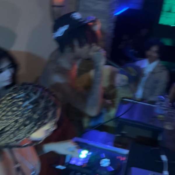 AshtrayMoneybags (House Remix)