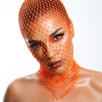 EXÓTICA - Cecilia Zango