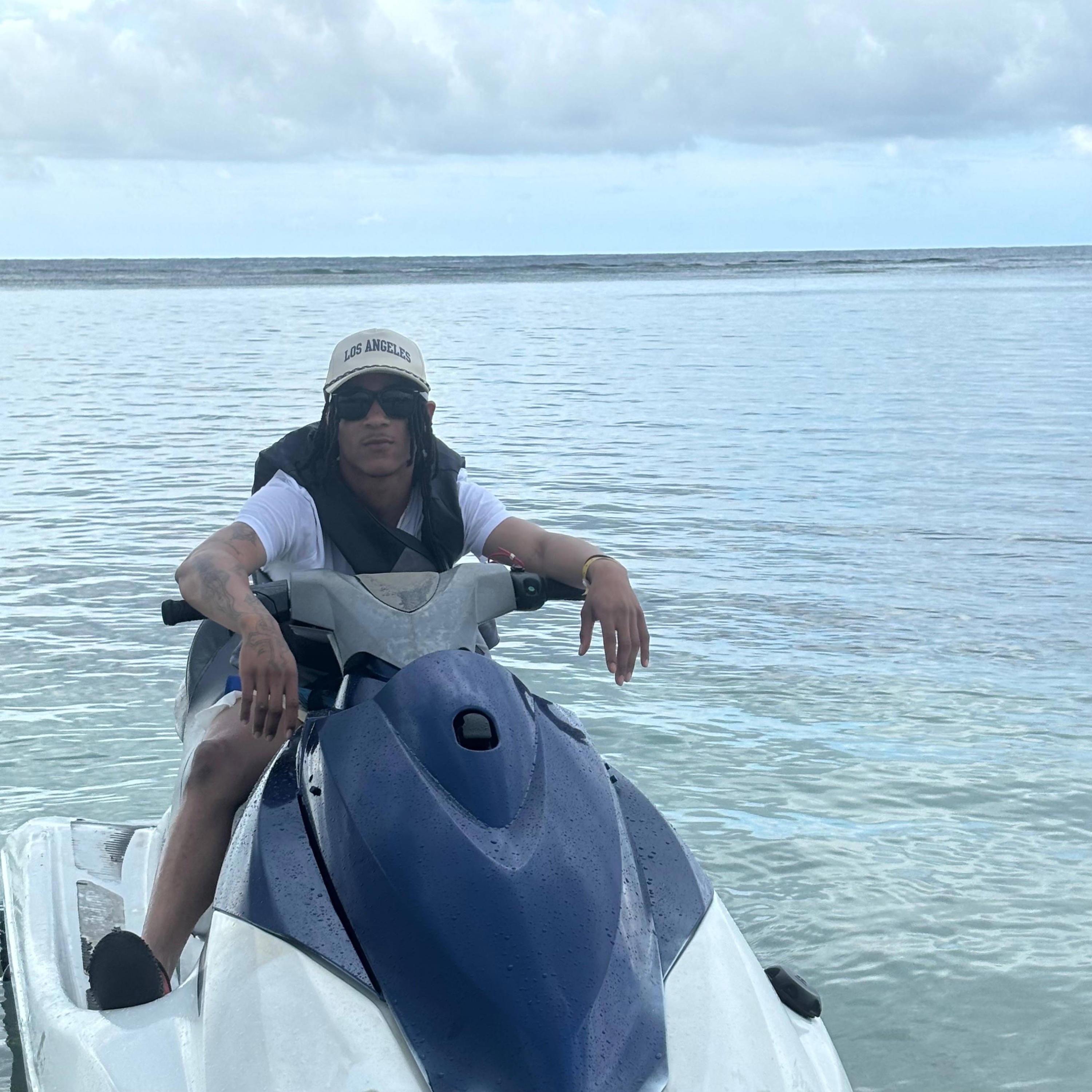 Pape Stacker - Single