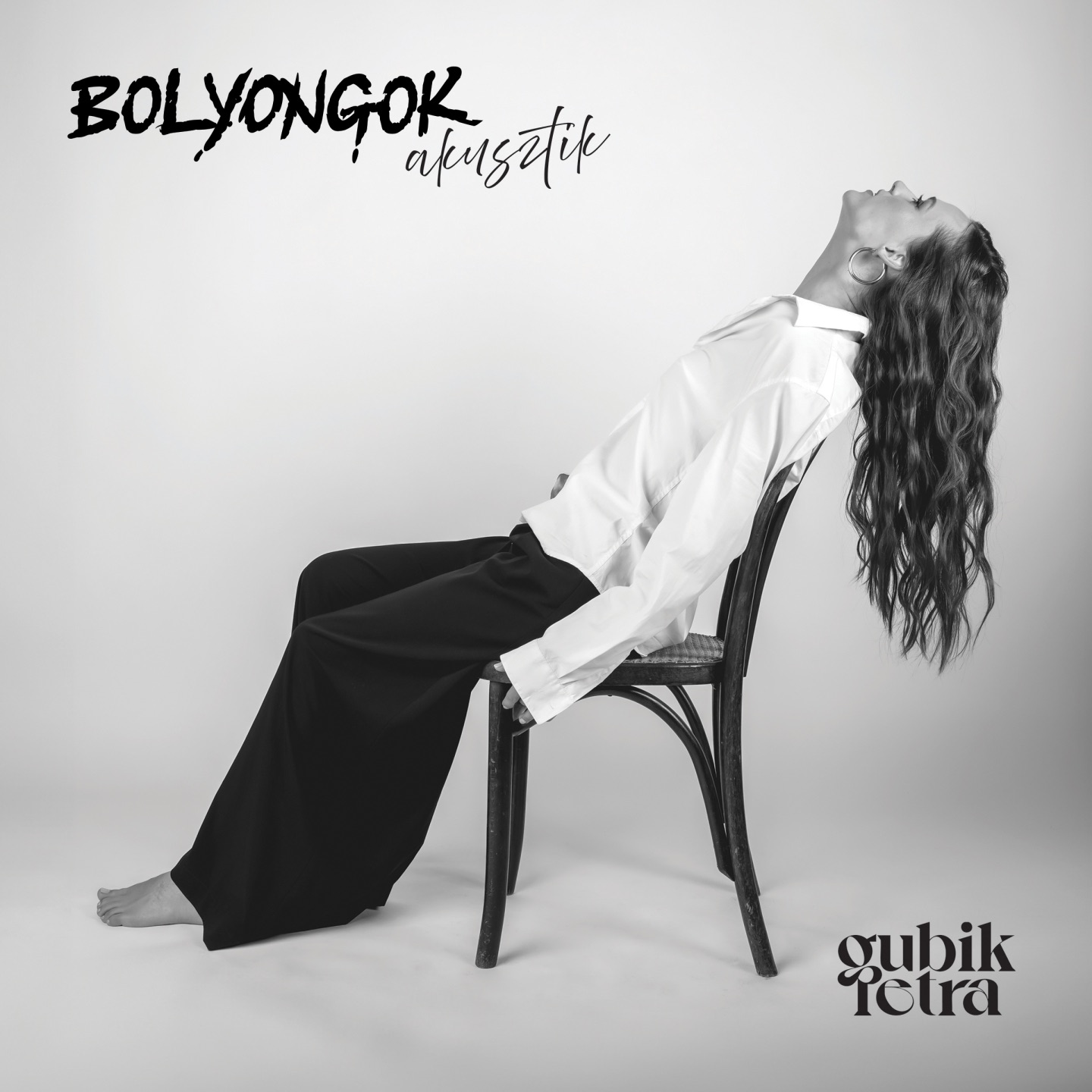 Gubik Petra - Bolyongok (akusztik)
