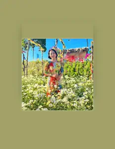 Listen to Thủy Tạ Bolero, watch music videos, read bio, see tour dates & more!