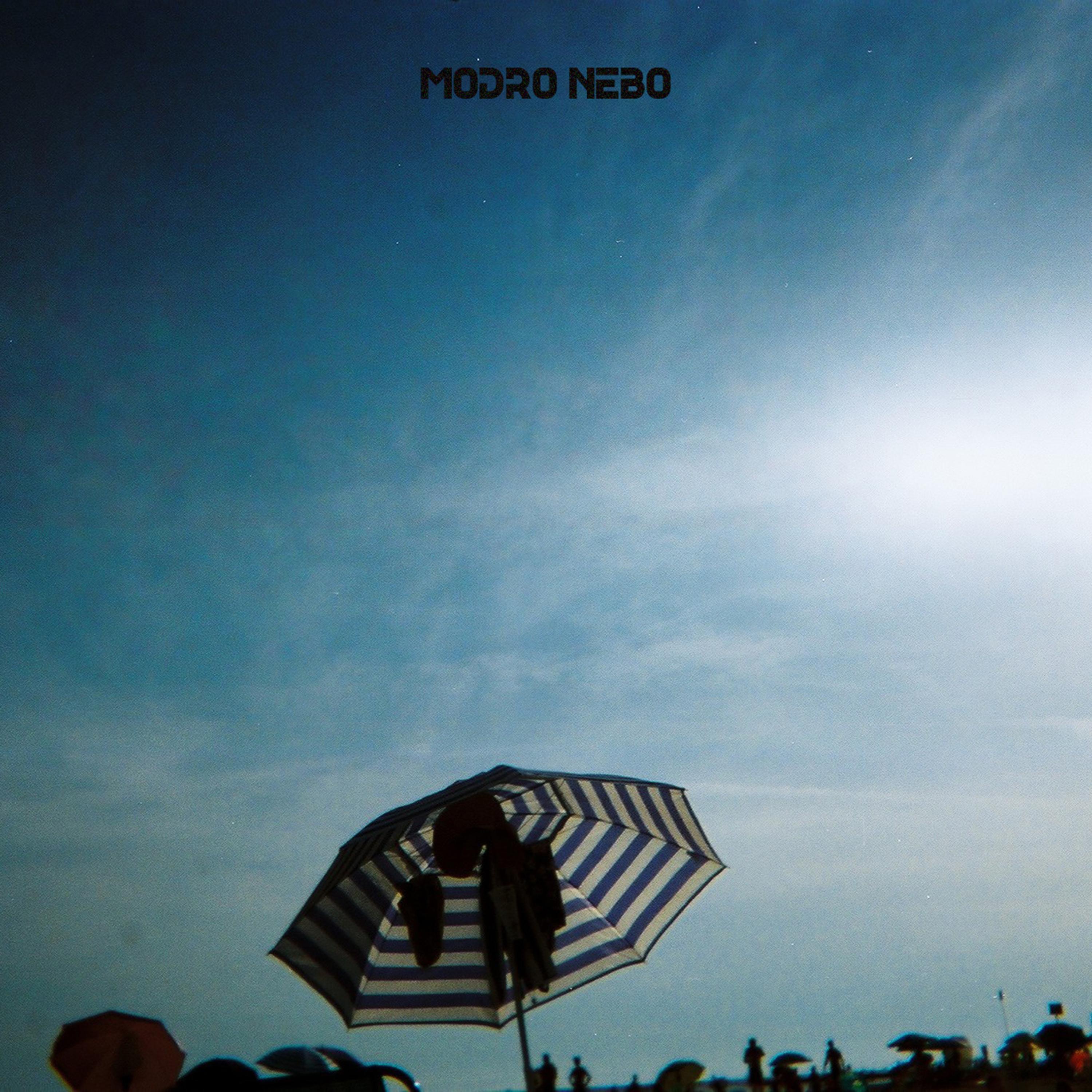 Modro nebo - Single