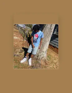 KharlesLee을(를) 듣고, 뮤직 비디오를 보고, 약력을 읽고, 투어 일정 등을 확인하세요!