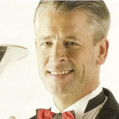 Listen to Walter Hilgers, watch music videos, read bio, see tour dates & more!