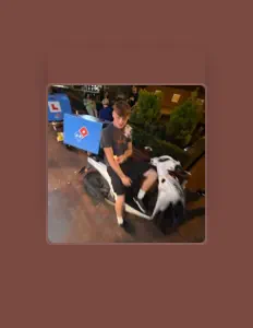 Poslechněte si interpreta Jacob Smith, sledujte hudební videa, přečtěte si životopis, podívejte se na data turné a další informace.