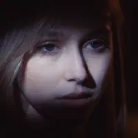 Na pola pat — DUPER