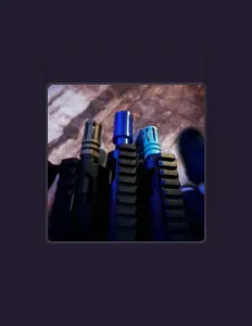 Dengarkan Slumpshi, tonton video musik, baca bio, lihat tanggal tur & lainnya!