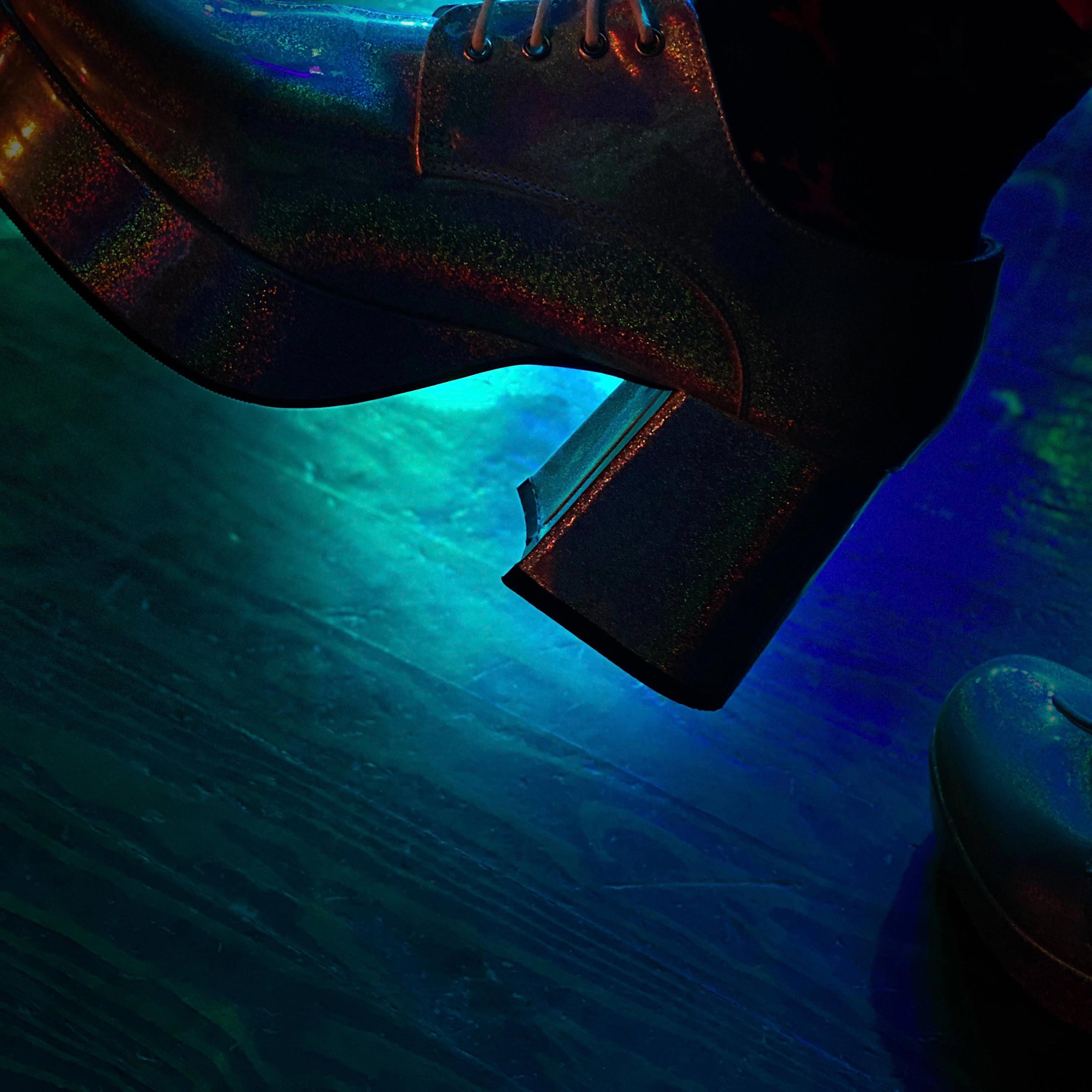 Featherlight - Single