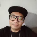 MENGGAPAI BINTANG
