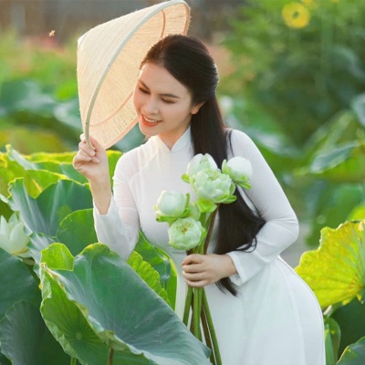 Ánh Mắt Quê Hương
