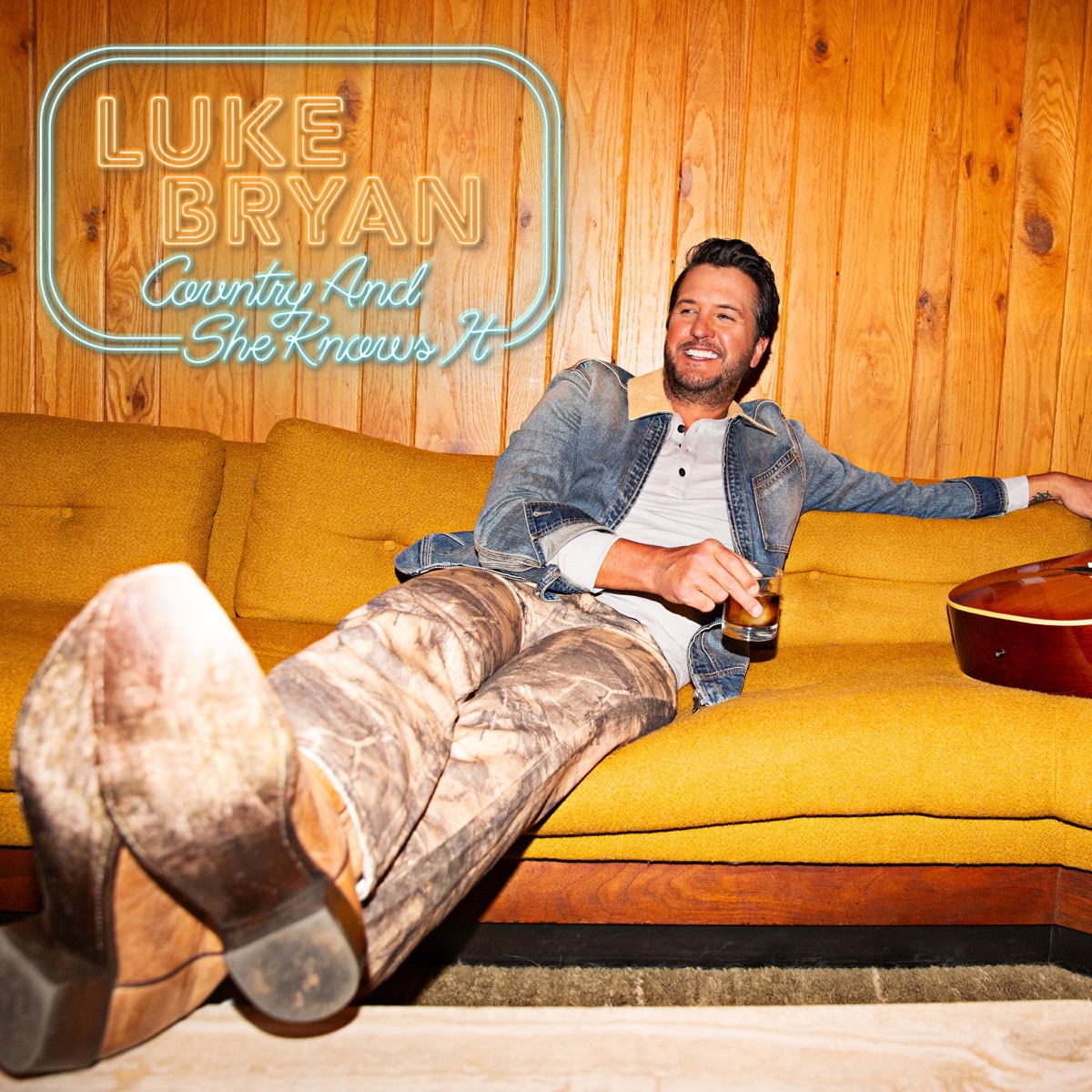 Luke Bryan - Country And She Knows It - Single (2026) [iTunes Plus AAC M4A]-新房子