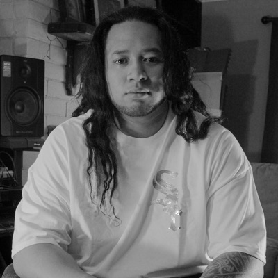 Hold you (feat. Molia) - Single